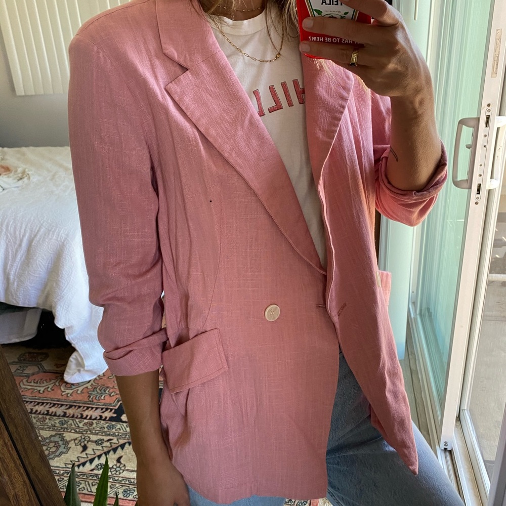 PINK BLAZER